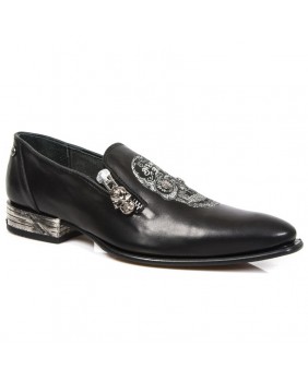 Chaussure noire en cuir New Rock M.NW145-C1
