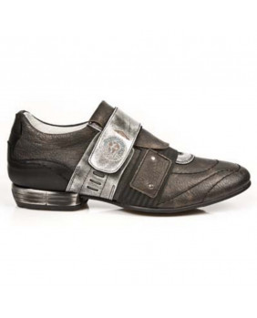Sneakers marrone e nera in pelle New Rock M.8401-C4